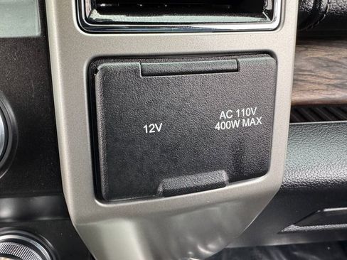 Certified 2019 Ford F150 Lariat w/ Equipment Group 502A Luxury image 28