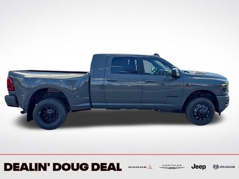 New 2026 RAM 3500 Laramie AWD/4WD image 6