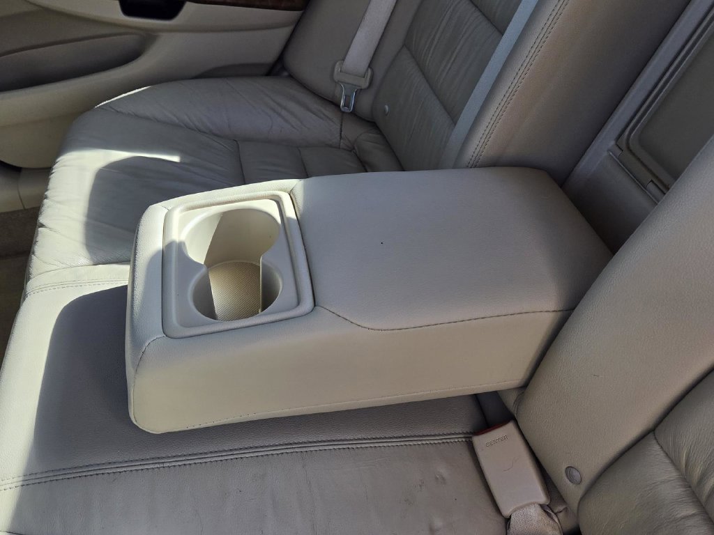 Used 2010 Honda Accord EX-L image 39