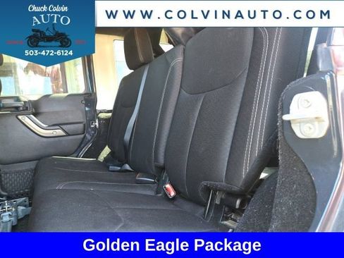 Used 2018 Jeep Wrangler Unlimited Sport AWD/4WD image 7