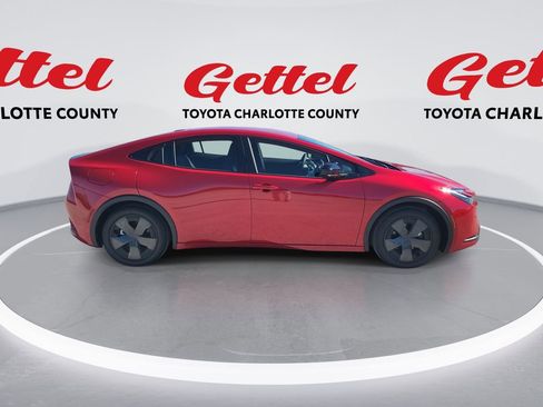 New 2026 Toyota Prius Plug-In Hybrid image 9