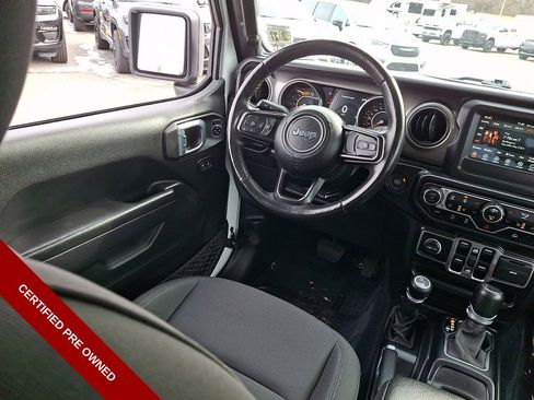 Used 2022 Jeep Gladiator Sport AWD/4WD image 14