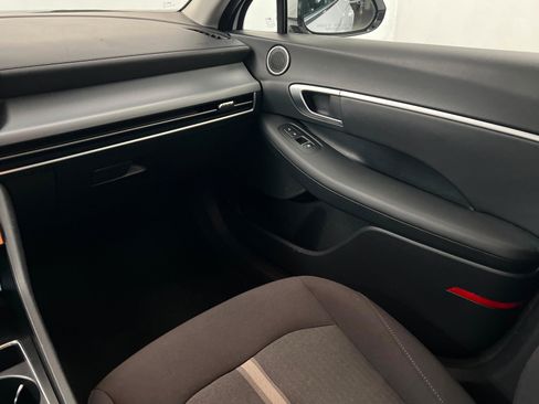 Used 2025 Hyundai Sonata SEL FWD image 10