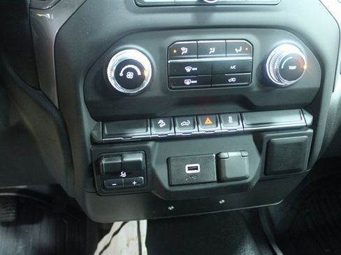 Used 2019 GMC Sierra 1500 4x4 Crew Cab image 18