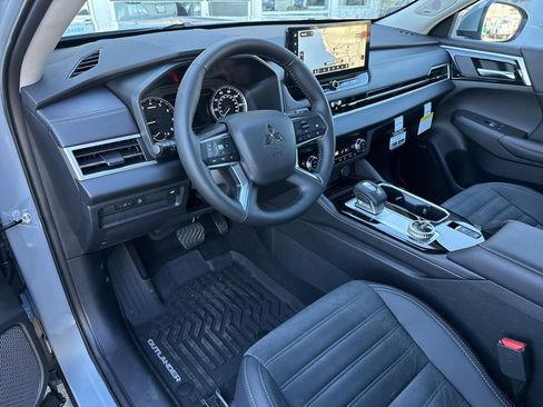 New 2026 Mitsubishi Outlander SE image 20