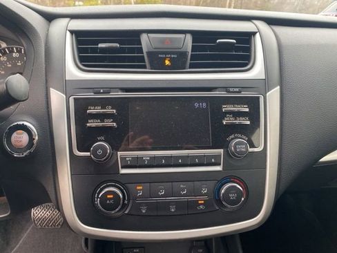 Used 2018 Nissan Altima 2.5 S w/ S Convenience Package image 17