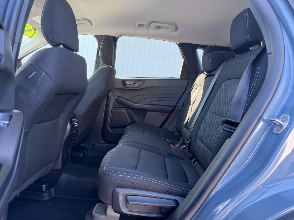 Used 2024 Ford Escape Active w/ Tech Pack #1 AWD/4WD image 32