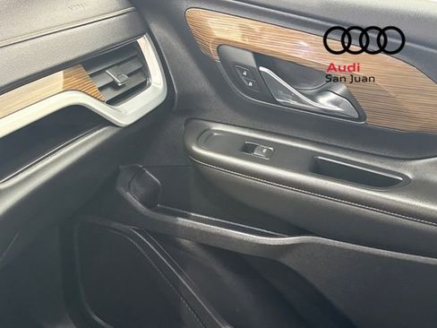 Used 2021 GMC Terrain SLE w/ Driver Convenience Package image 43