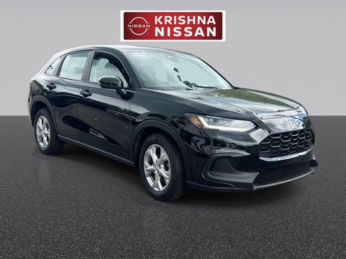 Used 2023 Honda HR-V LX image 1