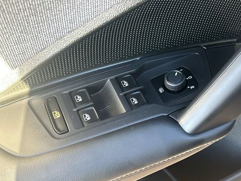 Certified 2026 Volkswagen Tiguan S FWD image 18