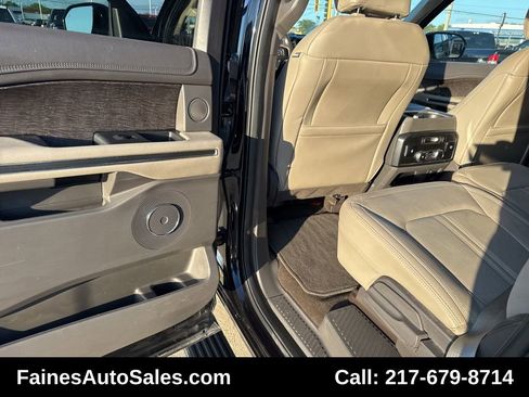 Used 2020 Ford Expedition Max Limited image 41