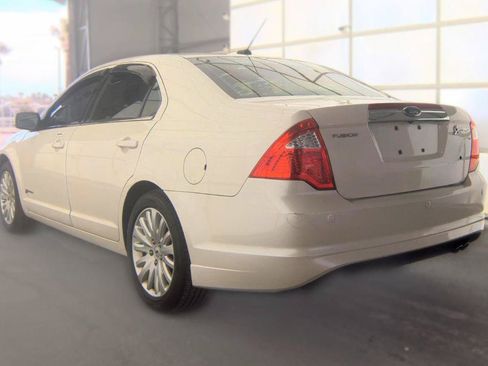Used 2010 Ford Fusion Hybrid FWD image 6