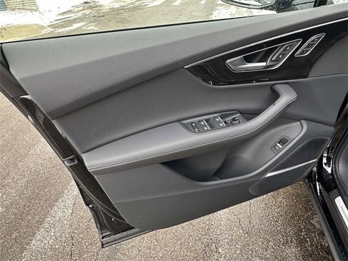 New 2026 Audi Q7 3.0T Premium Plus image 8