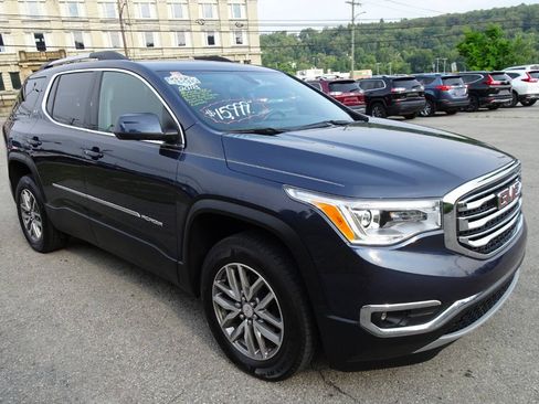 Used 2018 GMC Acadia SLE w/ Driver Alert Package I AWD/4WD image 4