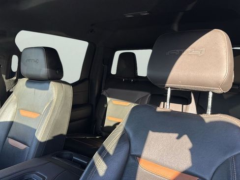Used 2019 GMC Sierra 1500 AT4 w/ AT4 Premium Package image 9