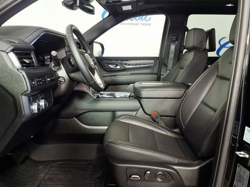 Used 2024 GMC Yukon Denali RWD image 5