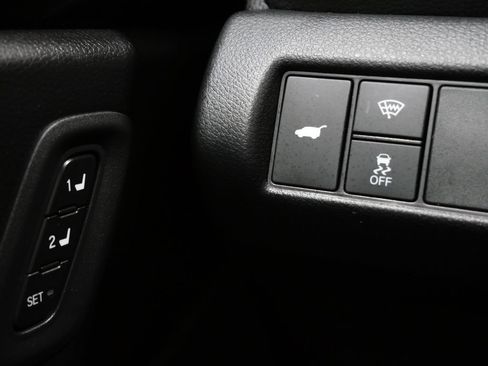 Used 2025 Honda Pilot TrailSport image 15