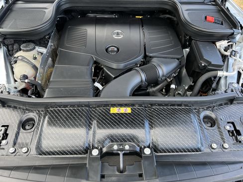 Certified 2025 Mercedes-Benz GLE 350 4MATIC image 36