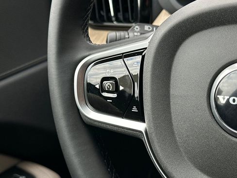 New 2026 Volvo XC60 B5 Plus w/ Protection Package Premier AWD/4WD image 27