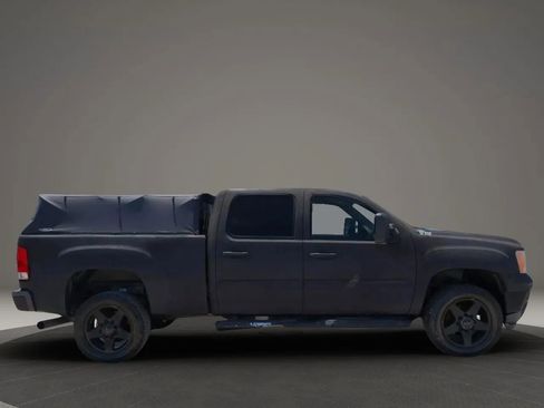 Used 2014 GMC Sierra 2500 Denali image 7