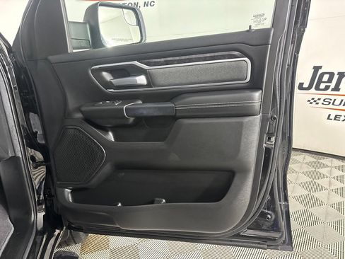 Used 2023 RAM 1500 Big Horn AWD/4WD image 29