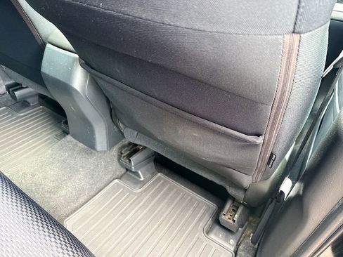 Used 2018 Subaru Forester 2.5i Premium image 31