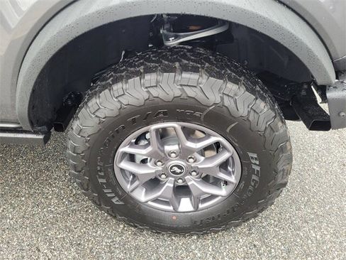 New 2025 Ford Bronco Badlands image 15