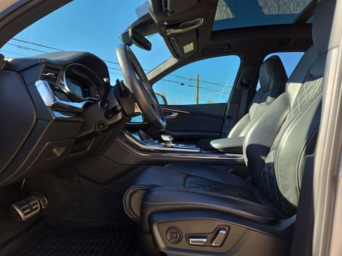 Used 2022 Audi SQ7 Premium Plus image 16