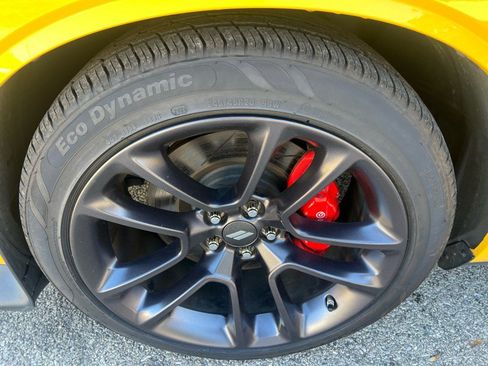 Used 2018 Dodge Challenger R/T Scat Pack w/ Driver Convenience Group image 18