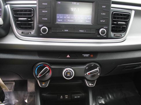 Used 2018 Kia Rio S FWD image 13