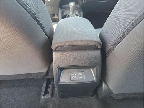 Used 2023 Toyota Corolla LE FWD image 11
