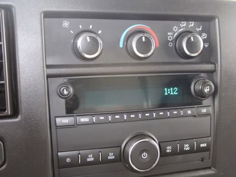 Used 2023 Chevrolet Express 3500 w/ Power Convenience Package image 30