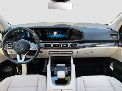 Used 2022 Mercedes-Benz GLE 350 4MATIC w/ Premium Package image 16