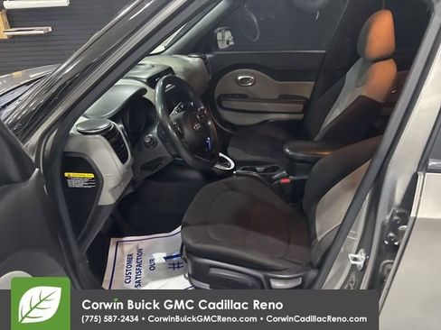 Used 2019 Kia Soul image 10