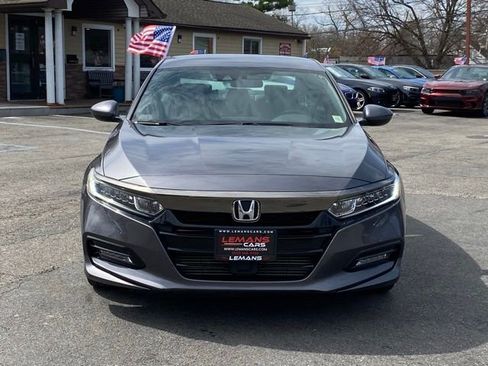 Used 2018 Honda Accord Sport image 2