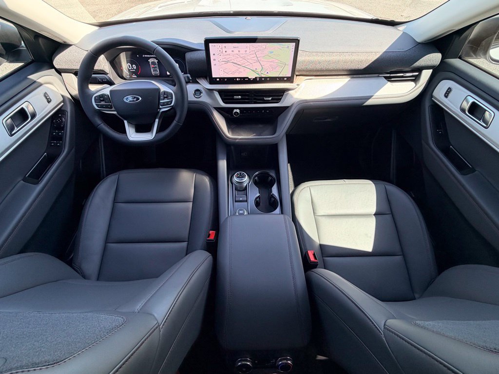 New 2026 Ford Explorer Active w/ Active Comfort Package RWD image 16
