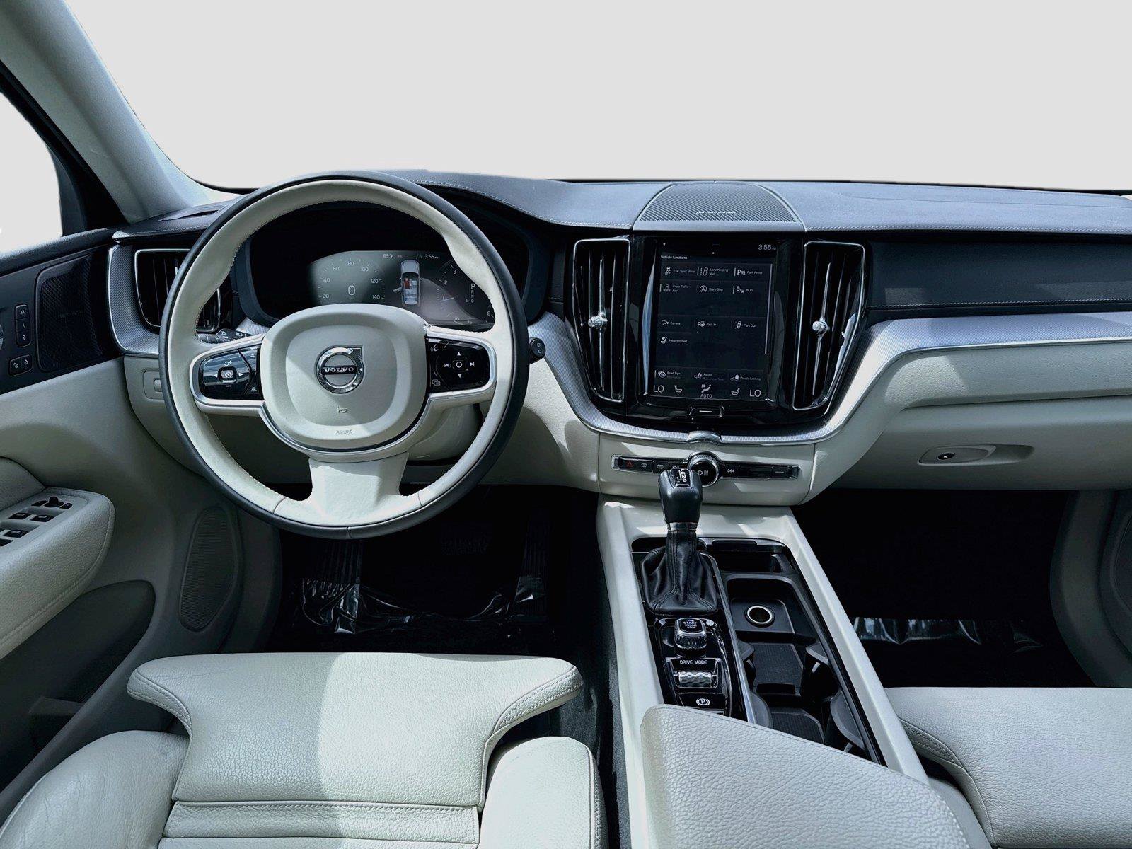 Used 2019 Volvo XC60 T5 Inscription w/ Protection Package AWD/4WD image 19