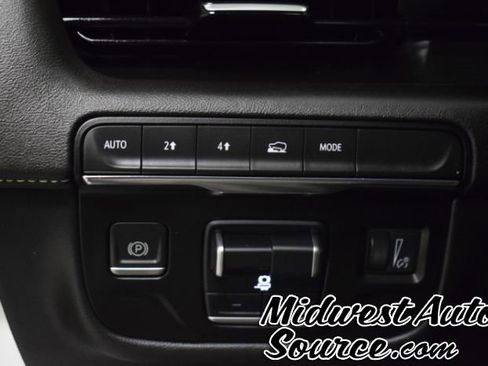 Used 2022 Cadillac Escalade Sport image 16