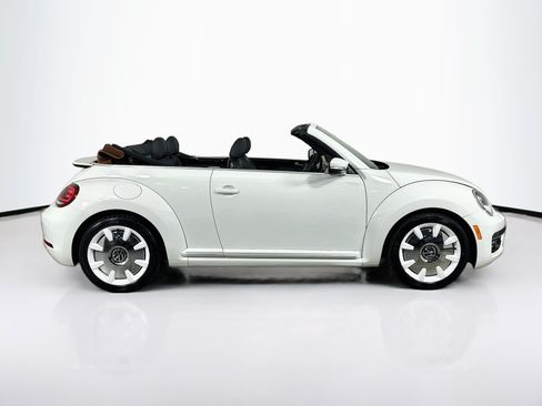 Used 2019 Volkswagen Beetle 2.0T S FWD image 4