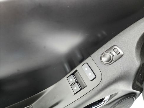 Used 2015 Chevrolet Camaro Z/28 image 34