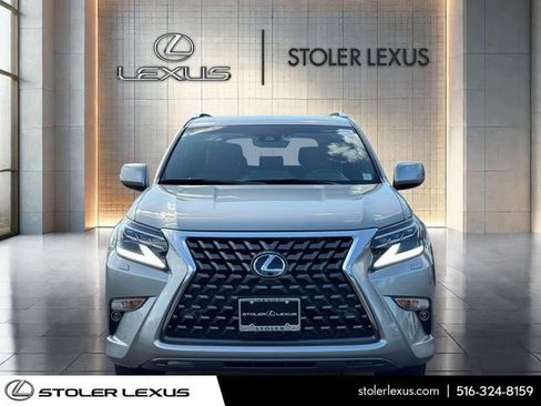Used 2023 Lexus GX 460 Premium w/ Premium Package AWD/4WD image 2
