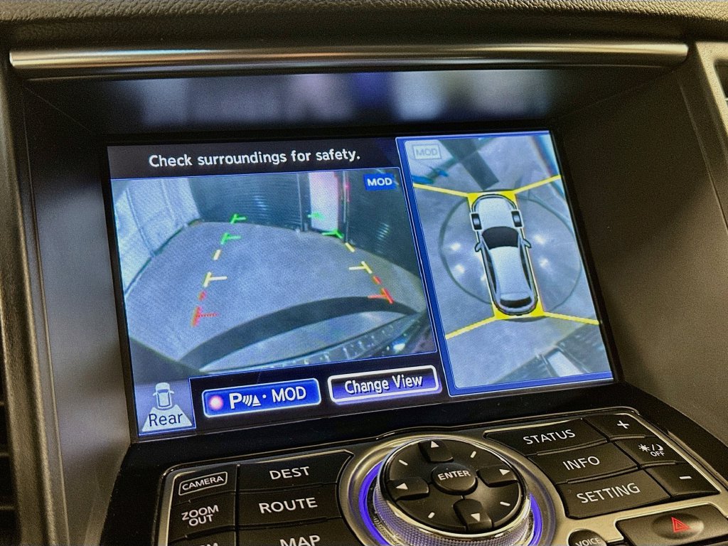 Used 2016 INFINITI QX70 2WD w/ Premium Package image 15