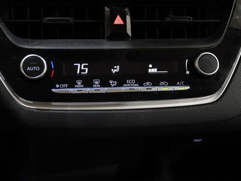 Used 2024 Toyota Corolla LE image 19