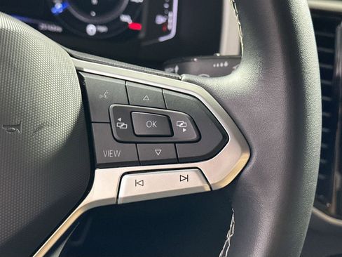 Used 2022 Volkswagen Atlas Cross Sport SE image 21