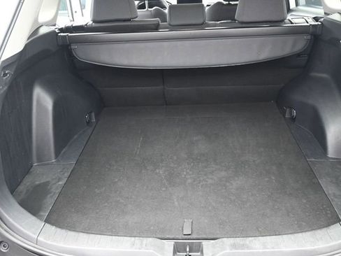 Used 2025 Toyota RAV4 XLE image 19