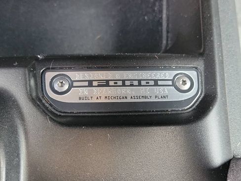 Used 2023 Ford Bronco Black Diamond w/ Sasquatch Package AWD/4WD image 27