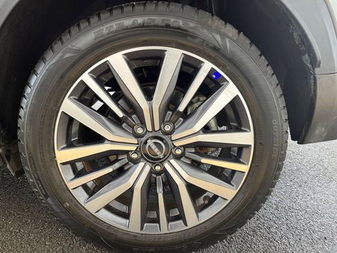 Used 2024 Nissan Kicks SV image 29