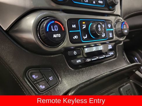 Used 2015 Chevrolet Tahoe LTZ AWD/4WD image 15