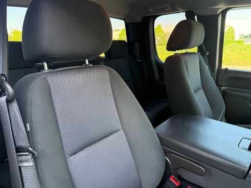 Used 2013 Chevrolet Silverado 1500 LT AWD/4WD image 29