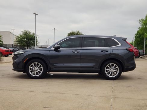 Used 2025 Honda CR-V EX image 4